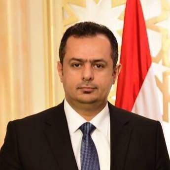 رئيس الوزراء يعزي في وفاة الحاج صالح احمد العيسي