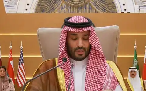 ولي العهد السعودي يؤكد الحرص على استمرار التعاون والتنسيق مع واشنطن من أجل استقرار المنطقة