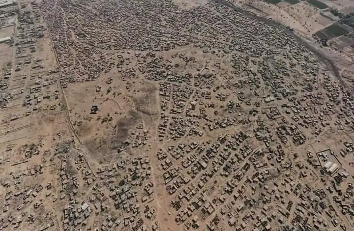 Life for displaced individuals in Aden camps: ongoing suffering and a harsh reality.