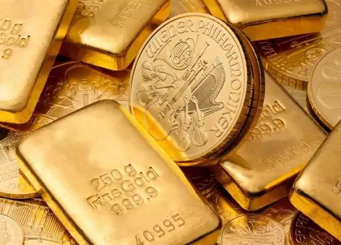 الذهب يرتفع مع تراجع أسعار النفط العالمية