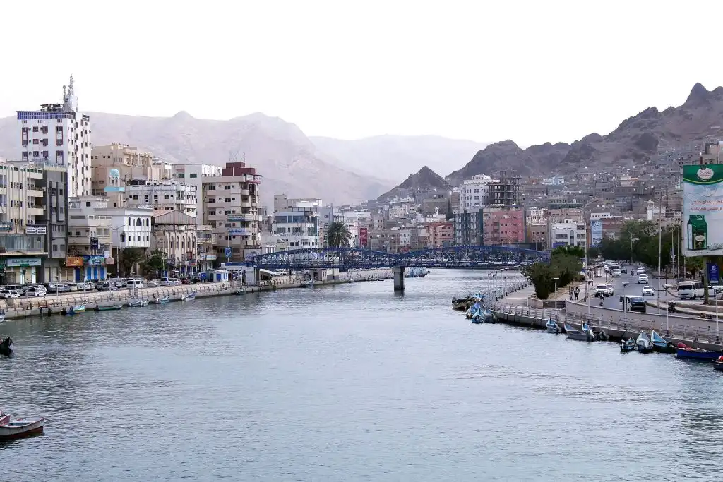 السلطة المحلية واللجنة الأمنية بحضرموت تدعوان إلى عدم الانجرار خلف الدعوات التحريضية
