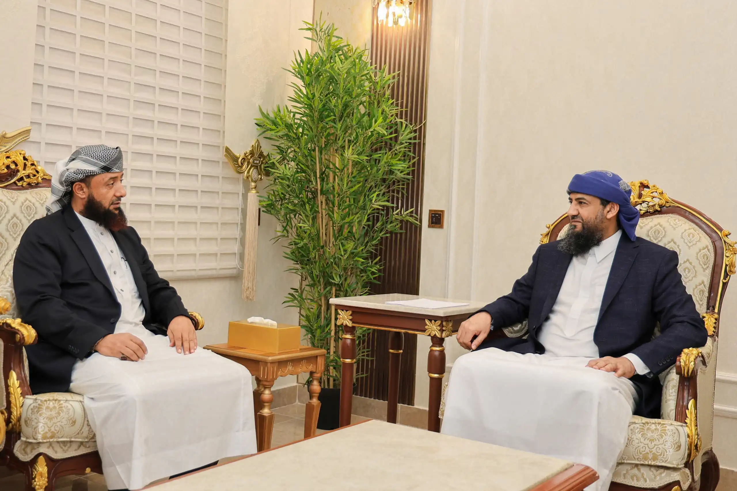 عضو مجلس القيادة عبدالرحمن المحرّمي يناقش مع نائب وزير الأوقاف خطط تطوير التوعية المجتمعية
