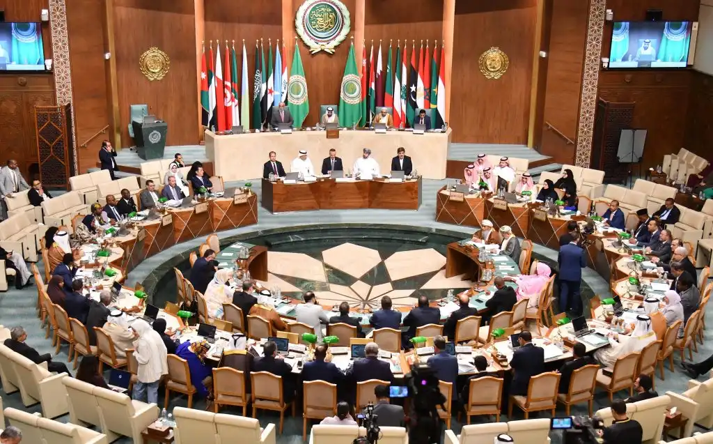 البرلمان العربي يدين استهداف مليشيا الحوثي للمنطقة الجنوبية في السعودية