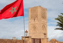 ملك المغرب يستنكر اعتداءات الحوثيين ويؤكد وقوف بلاده مع السعودية