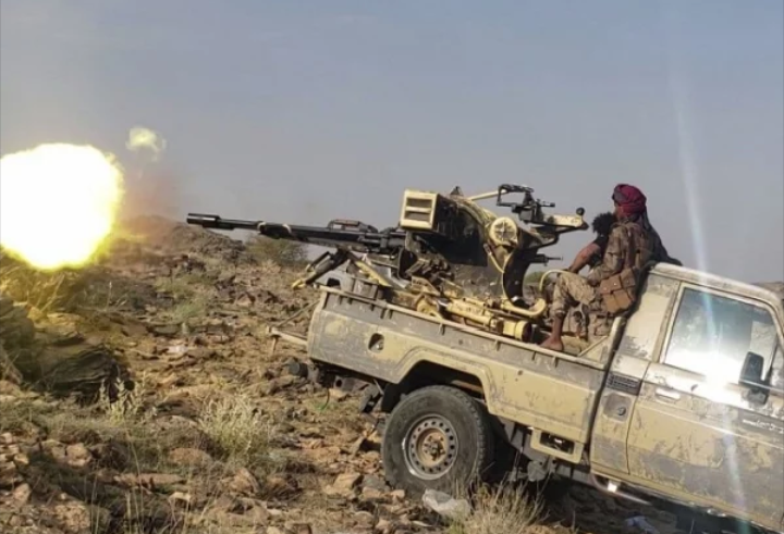 الجيش يفشل هجوماً حوثياً في جبهة رازح
