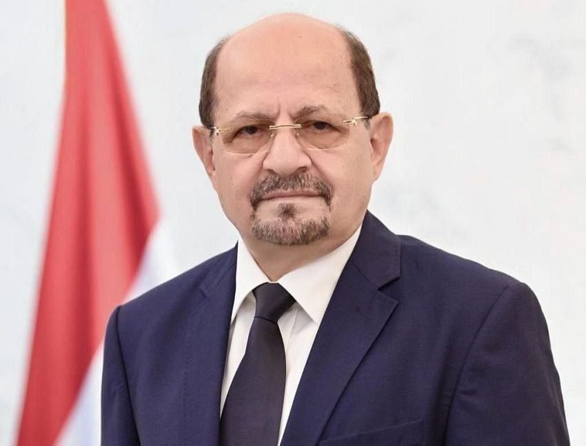 رئيس الوزراء وزير الخارجية يعزي بوفاة رجل الاعمال الحاج علي عبده ثابت