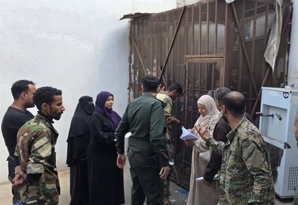 اللجنة الوطنية للتحقيق تنفذ زيارات ميدانية لمراكز الاحتجاز والسجون في عدن