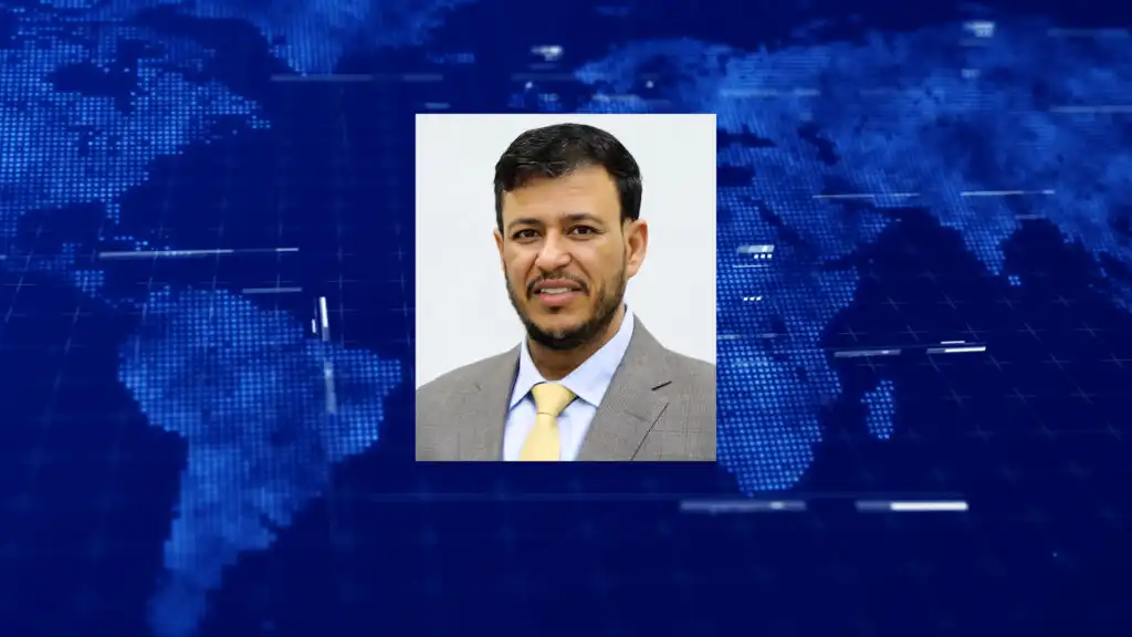 عضو مجلس القيادة الدكتور عبدالله العليمي يعزي رئيس مجلس النواب بوفاة ابن شقيقه