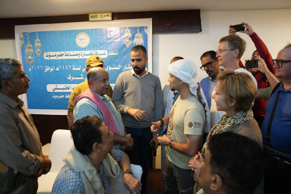 عضو مجلس القيادة سالم الخنبشي يشهد الأمسية الرمضانية والإفطار السنوي لغرفة تجارة وصناعة حضرموت