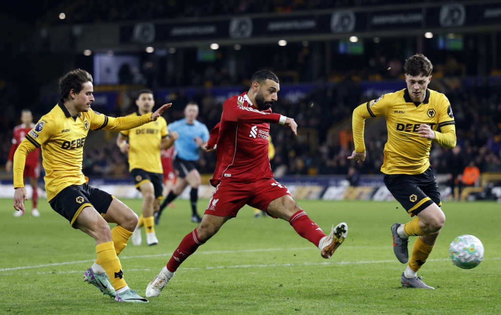 ولفرهامبتون يفوز على ليفربول في منافسات الدوري الإنجليزي الممتاز لكرة القدم