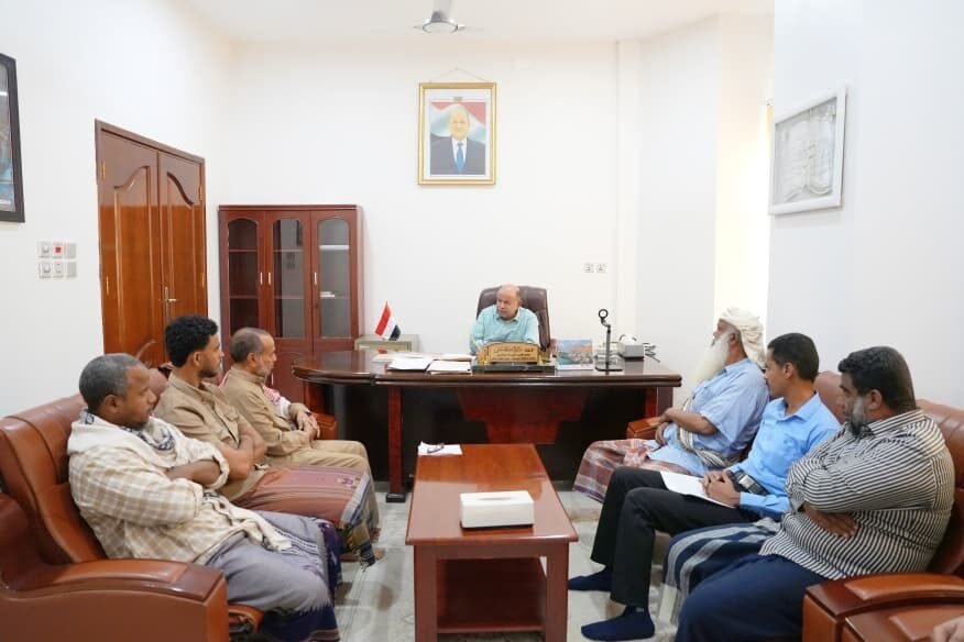 عضو مجلس القيادة سالم الخنبشي يؤكد الاهتمام بملف المعتقلين والمخفيين قسرياً ويشدد على تحسين الخدمات الطبية بحضرموت