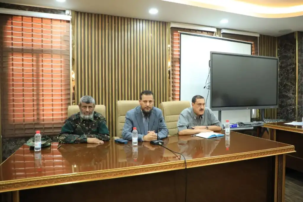 وزير الدولة محافظ عدن يناقش تعزيز التنسيق لحماية أراضي الدولة والمخططات العمرانية