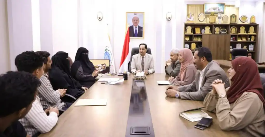 وزير الشباب والرياضة يؤكد دعم برامج مؤسسة رموز للصم وذوي الاحتياجات الخاصة