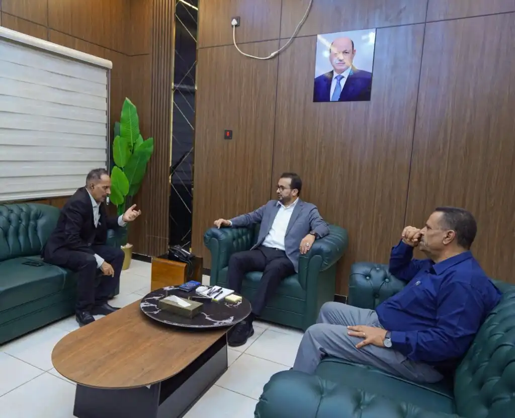 وزير الخدمة المدنية يوجه باستكمال صرف معاشات (6925) عائداً وفقاً للقرار رقم (7)