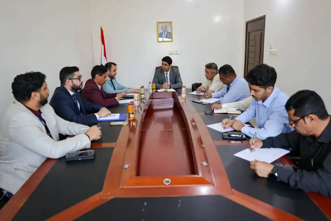 Humanitarian Partnership Strengthened: Human Rights Minister Meets with Head of IOM Mission in Aden.