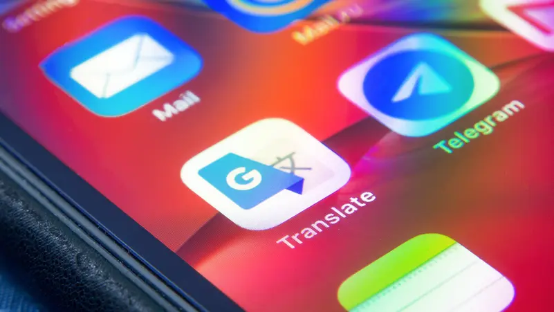 غوغل تحتفل بمرور 20 عامًا على “ترجمة غوغل” بإطلاق ميزة تدريب على النطق بالذكاء الاصطناعي