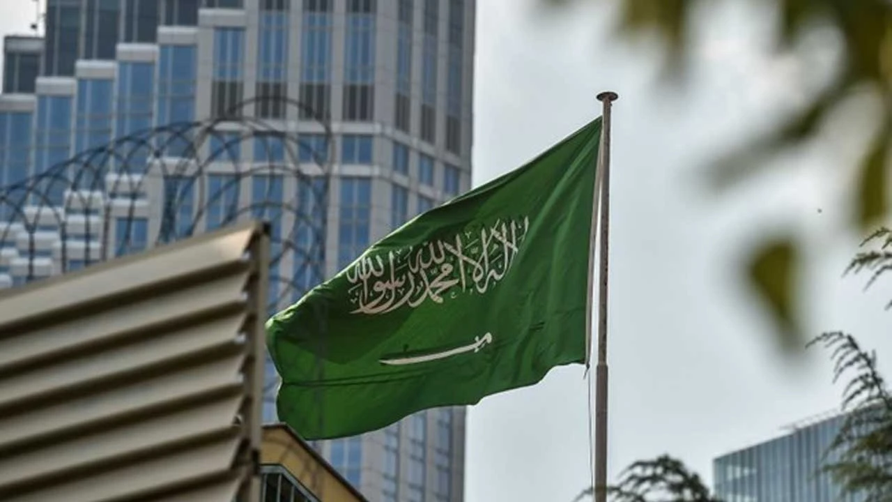 Saudi Arabia reaffirms the seriousness of the situation, condemning Israeli and Iranian attacks once again.