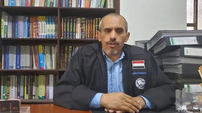 Amnesty International demande aux Houthis de libérer Abdulmajid Sabra.