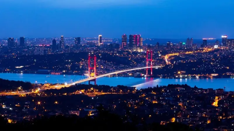 La Turquie annonce des incitations financières et fiscales pour renforcer la compétitivité et attirer les investissements.