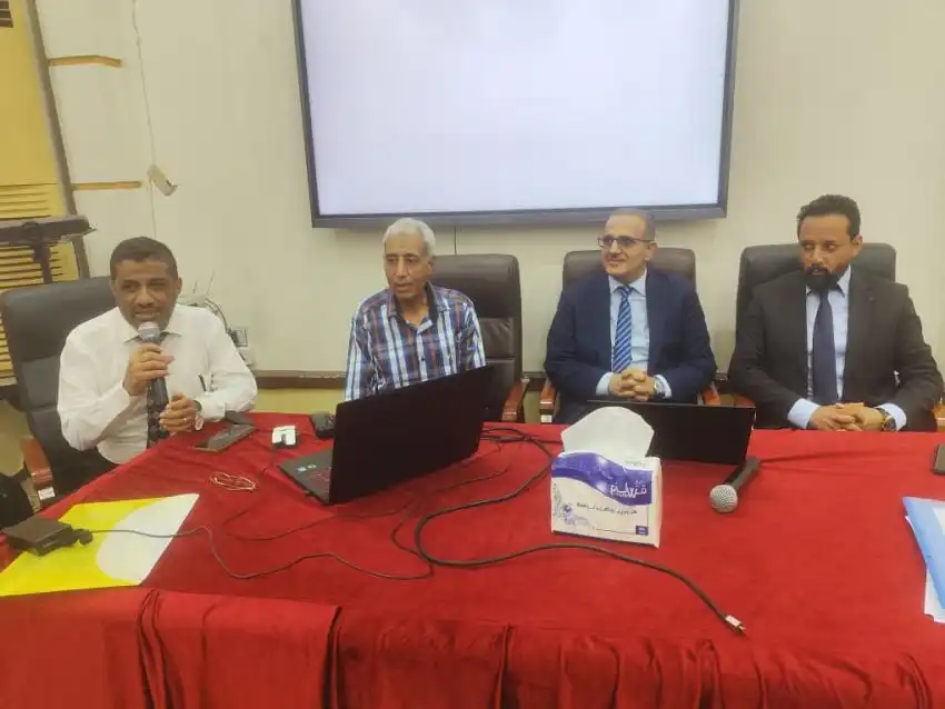 Le ministre de la Santé inaugure une formation intensive sur les bonnes pratiques de fabrication (BPF).