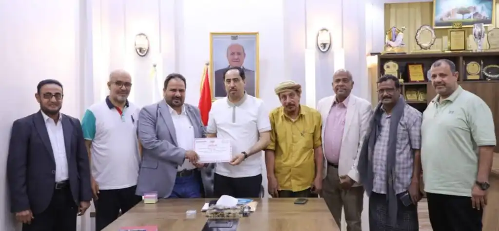 وزارة الشباب والرياضة تسلّم نادي الريدة شهادة الاعتراف النهائي
