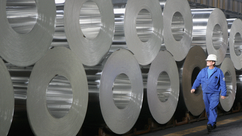Egypt signs a strategic partnership to expand the aluminum complex in Nagaa Hammadi, with investments reaching $900 million.