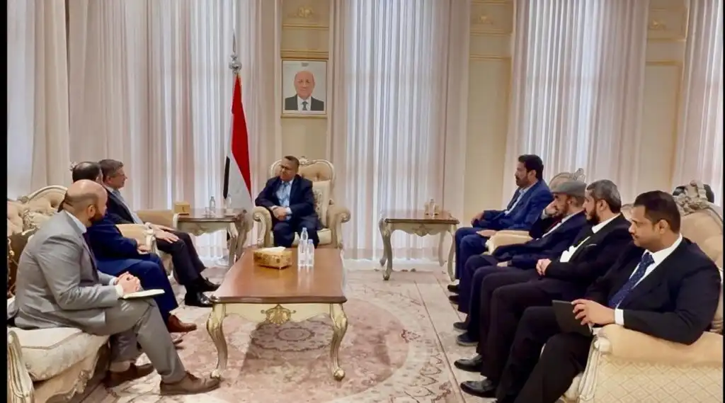 رئيس مجلس الشورى يبحث مع السفير الأمريكي الأوضاع السياسية والاقتصادية وجهود السلام