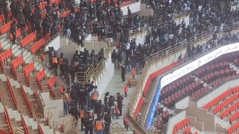 توقيف 136 شخصاً في المغرب بعد أحداث شغب مباراة الجيش والرجاء