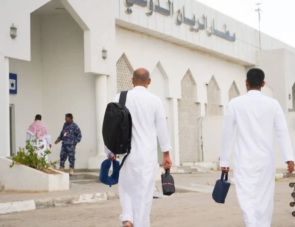 تدشين أولى رحلات تفويج الحجاج من مطار الريان الدولي إلى جدة