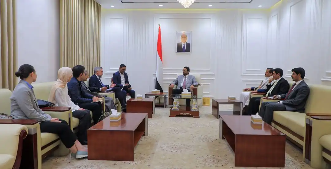 Le membre du Conseil de direction, Al-Aradah, rencontre les ambassadeurs de l'Union européenne et des Pays-Bas à Marib.