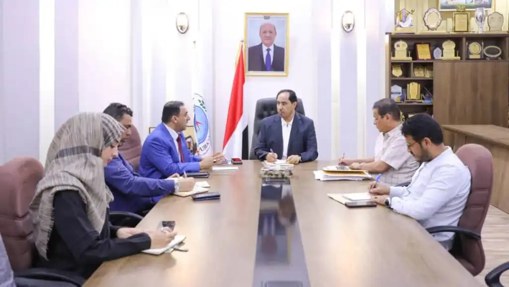 اجتماع في عدن برئاسة وزير الشباب والرياضة يناقش أو