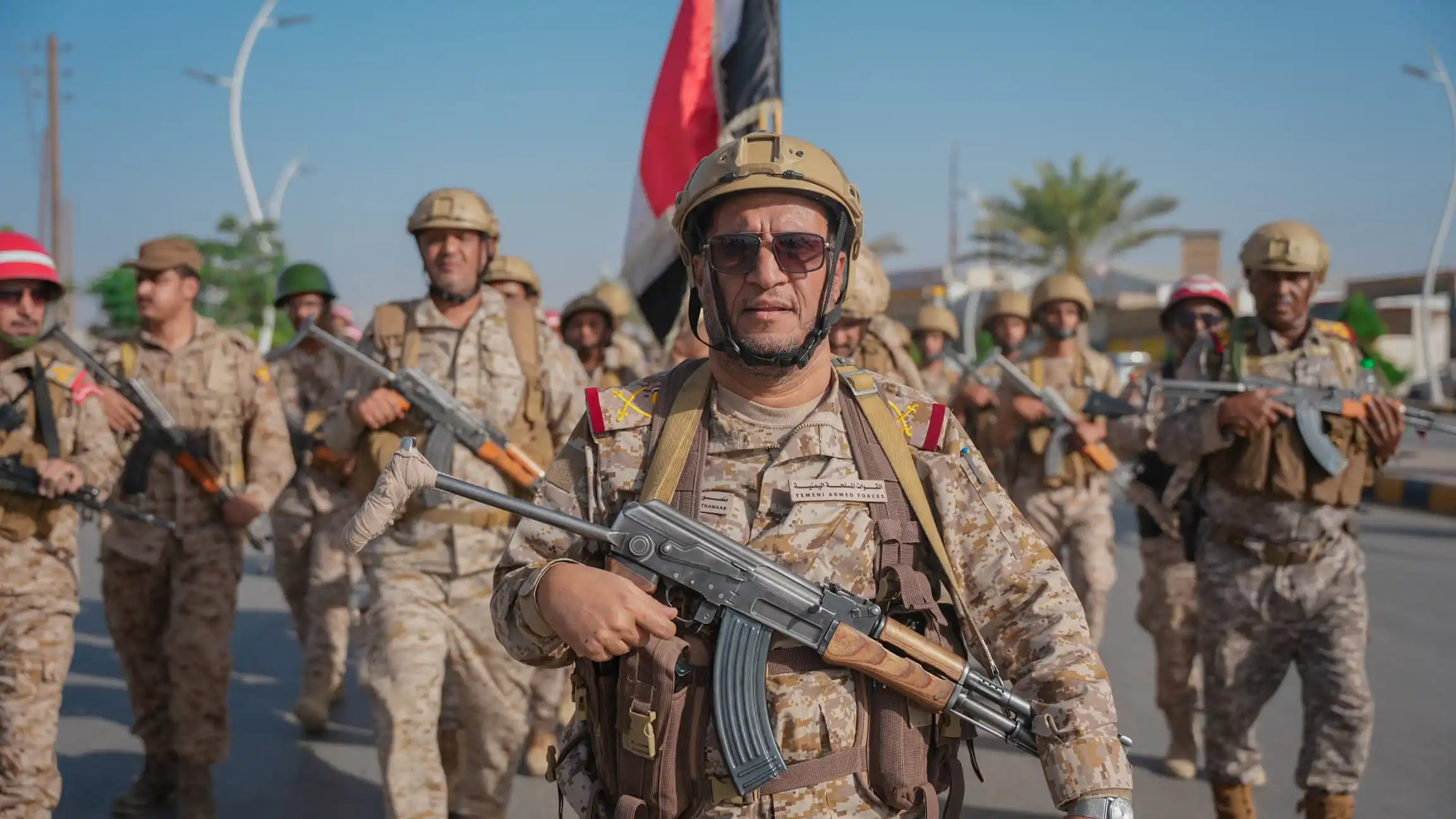 La troisième région militaire a mené une imposante parade militaire à Marib.