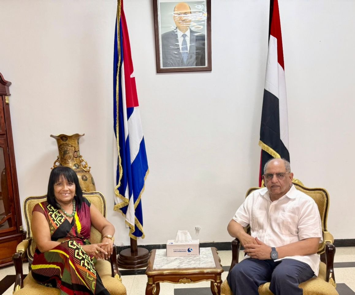 L'ambassadeur du Yémen à Cuba discute avec la vice-ministre des Affaires étrangères cubaine du renforcement des relations bilatérales.
