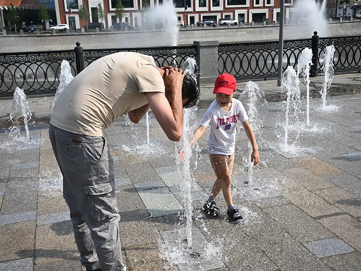 WHO: Europe faces the world's most severe heatwaves, with 200,000 deaths projected over the next four years.