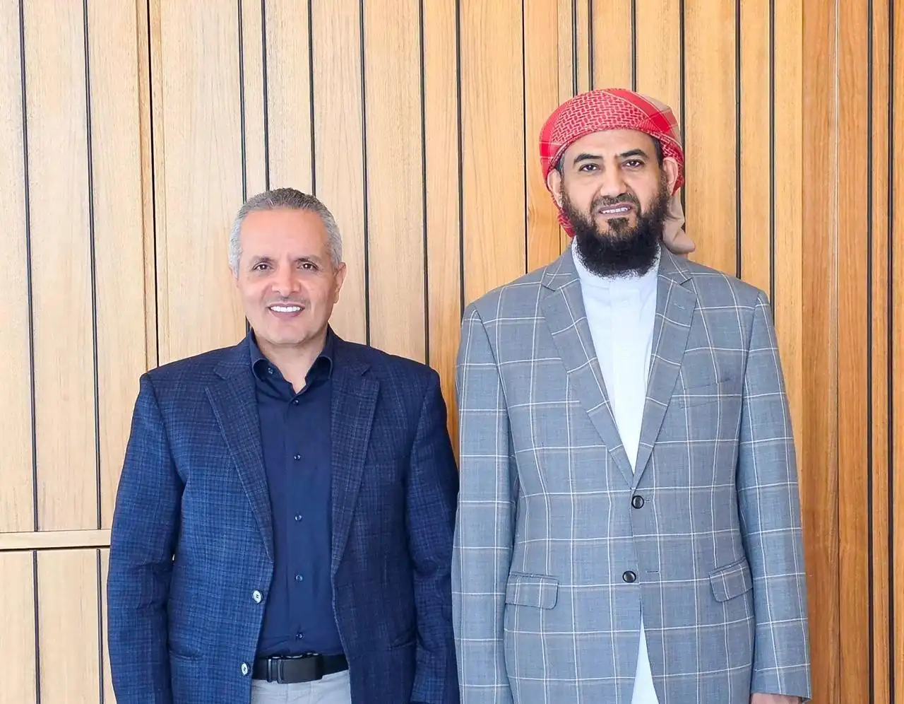 المحرّمي rencontre le ministre des Affaires sociales et du Travail pour discuter de la situation du ministère et de ses projets futurs.