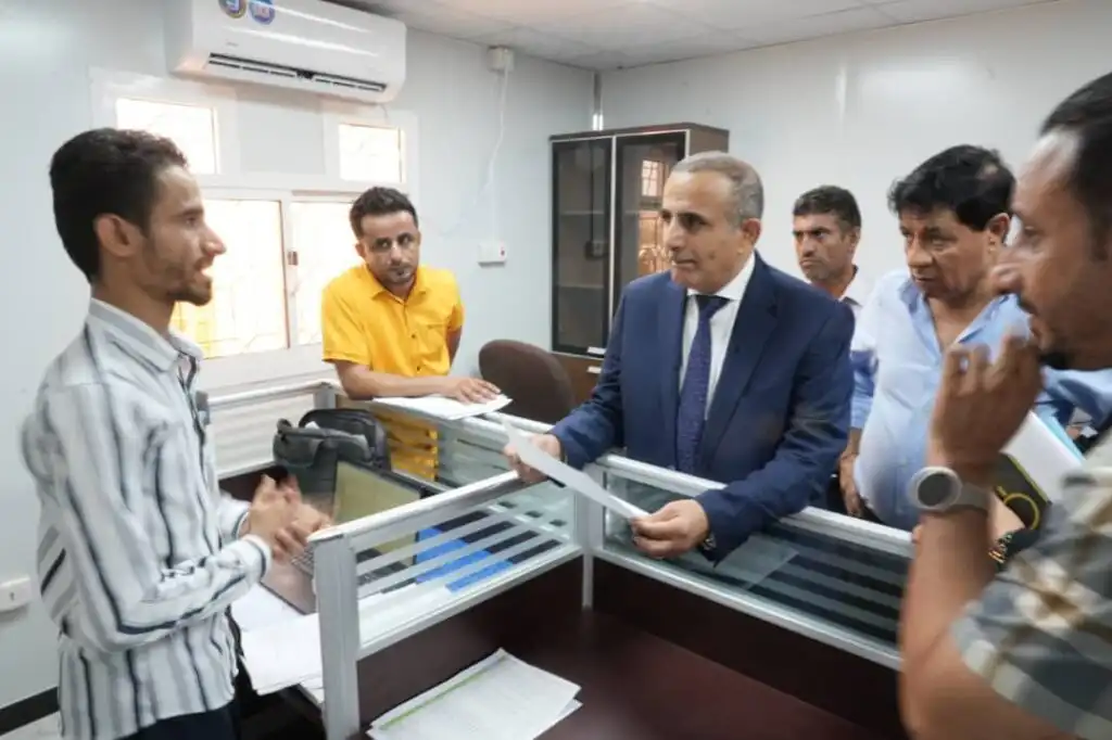 اجتماع برئاسة وزير الصحة يناقش تطوير الهيئة الرقابية لتعزيز الأمن الدوائي