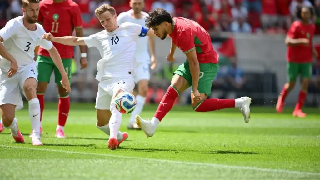 استبعاد الزلزولي وأكرد من قائمة المغرب للمونديال