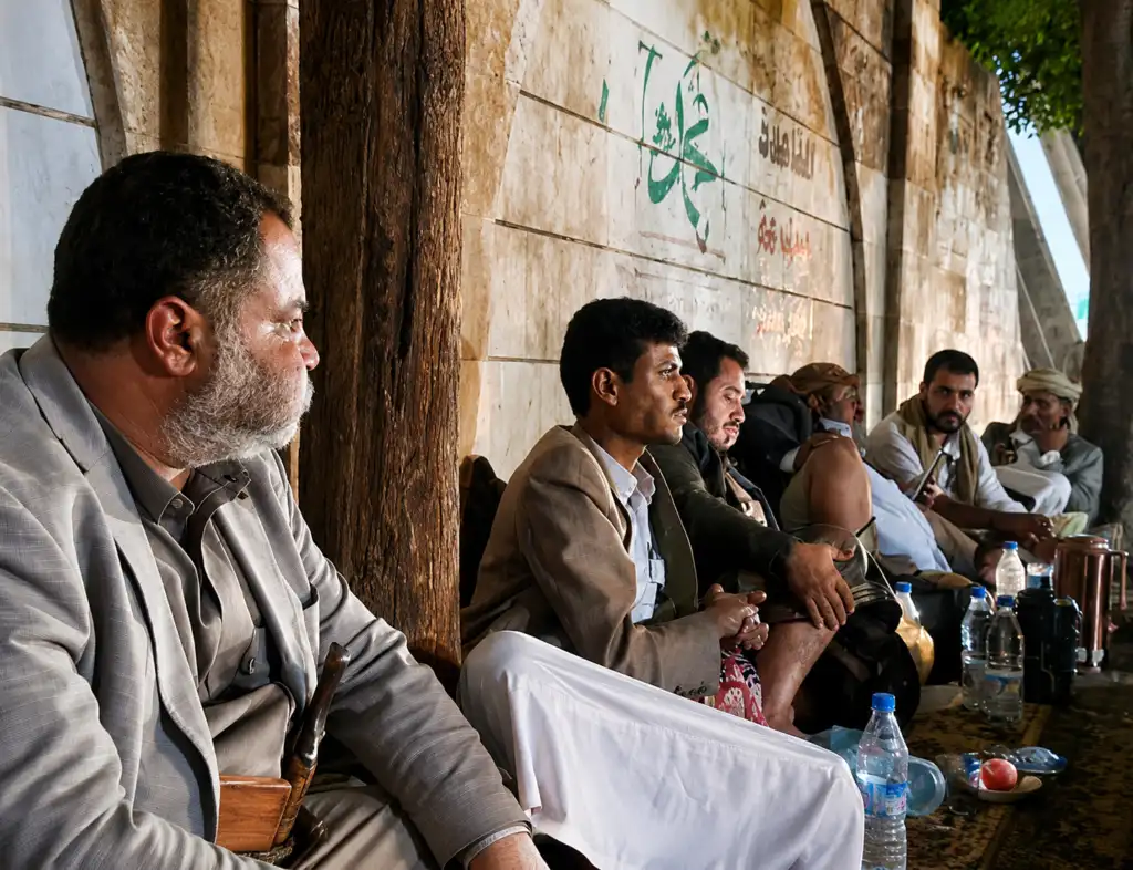 Des agriculteurs de Jouf manifestent à Sanaa pour revendiquer leurs droits sur les paiements du blé.
