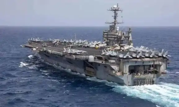 La CentCom américaine publie une vidéo de ses frappes en Iran.