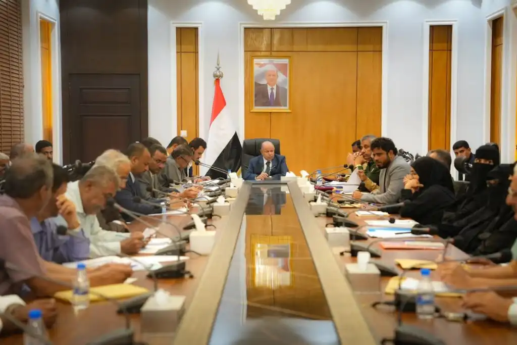 عضو مجلس القيادة الخنبشي يترأس الاجتماع الدوري للمكتب التنفيذي بساحل حضرموت لمناقشة أداء عدد من المؤسسات