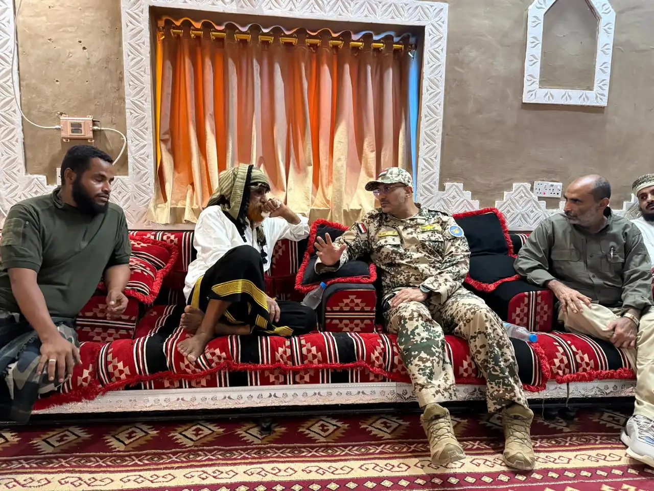 Council member Tariq Saleh offers condolences to the family of martyr Brigadier General Yahya Wahesh.
