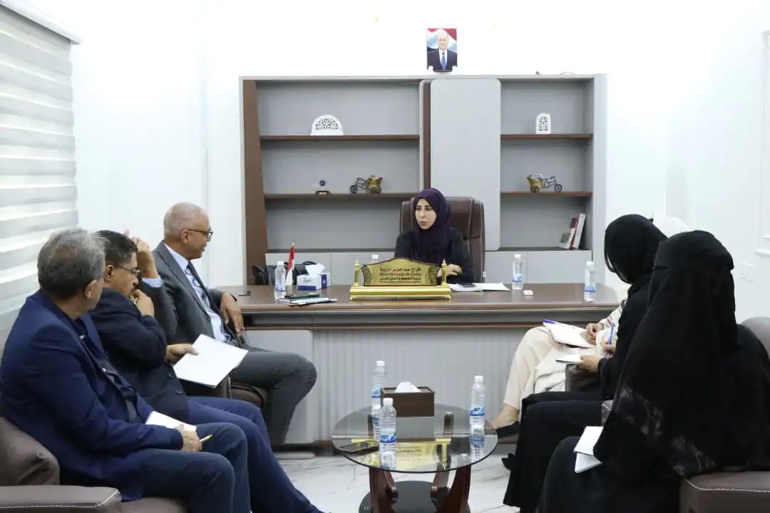 The Planning Minister discusses enhancing coordination and supporting development priorities with the UN Humanitarian Coordinator in Yemen.