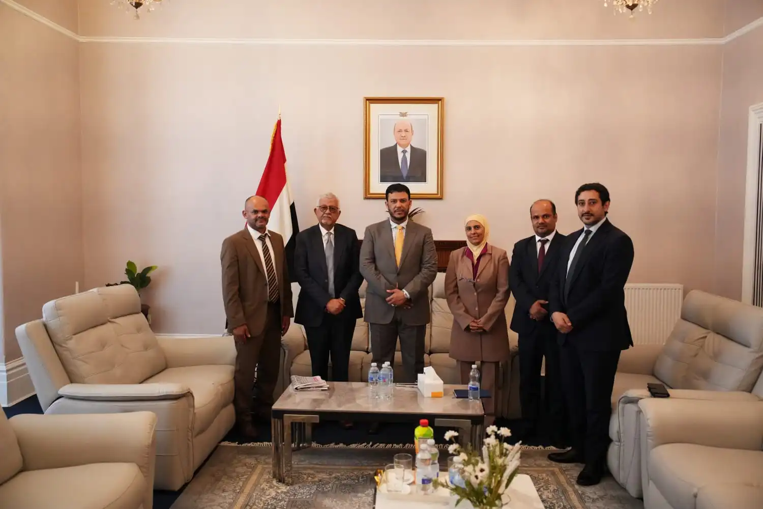 Le Dr. Abdullah Alimi, membre du Conseil de direction, conclut une visite fructueuse au Royaume-Uni après des rencontres de haut niveau.