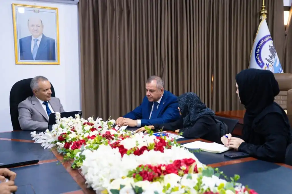 وزير الشؤون الاجتماعية يبحث مع المفوضية السامية تعزيز الشراكة وتنسيق الجهود