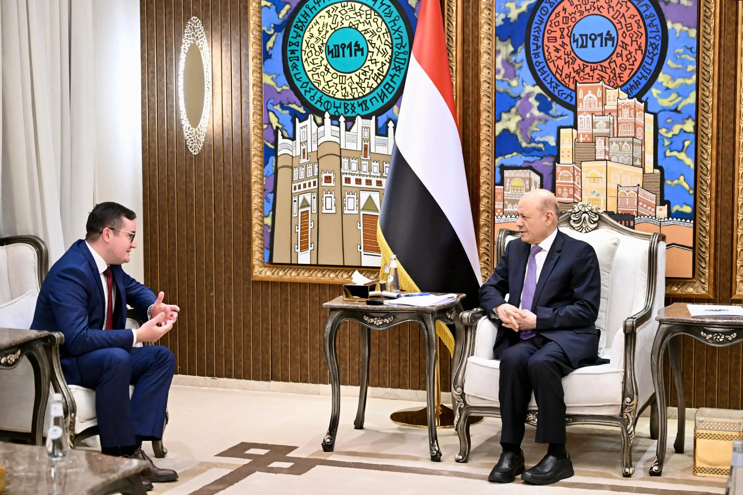 Le président du Conseil de direction : Transformer l'aéroport de Sanaa en plateforme pour les vols iraniens défie le droit international.