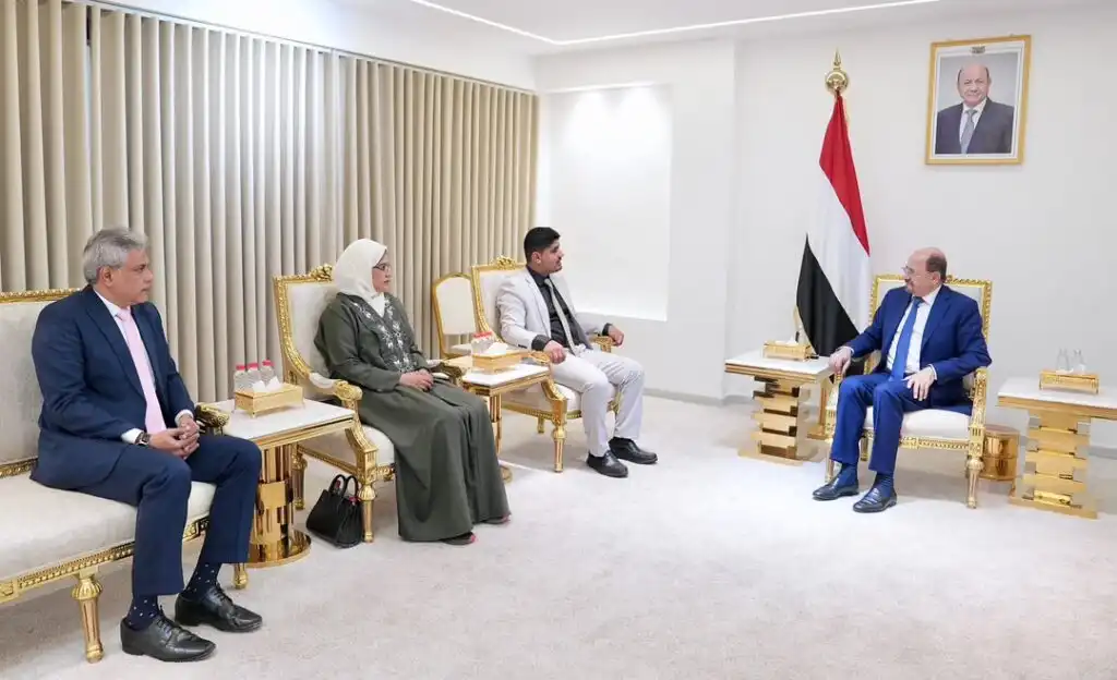 رئيس الوزراء وزير الخارجية: الشراكة مع القطاع الخاص احد المرتكزات الرئيسية لبرنامج الحكومة وضمن أولوياتها