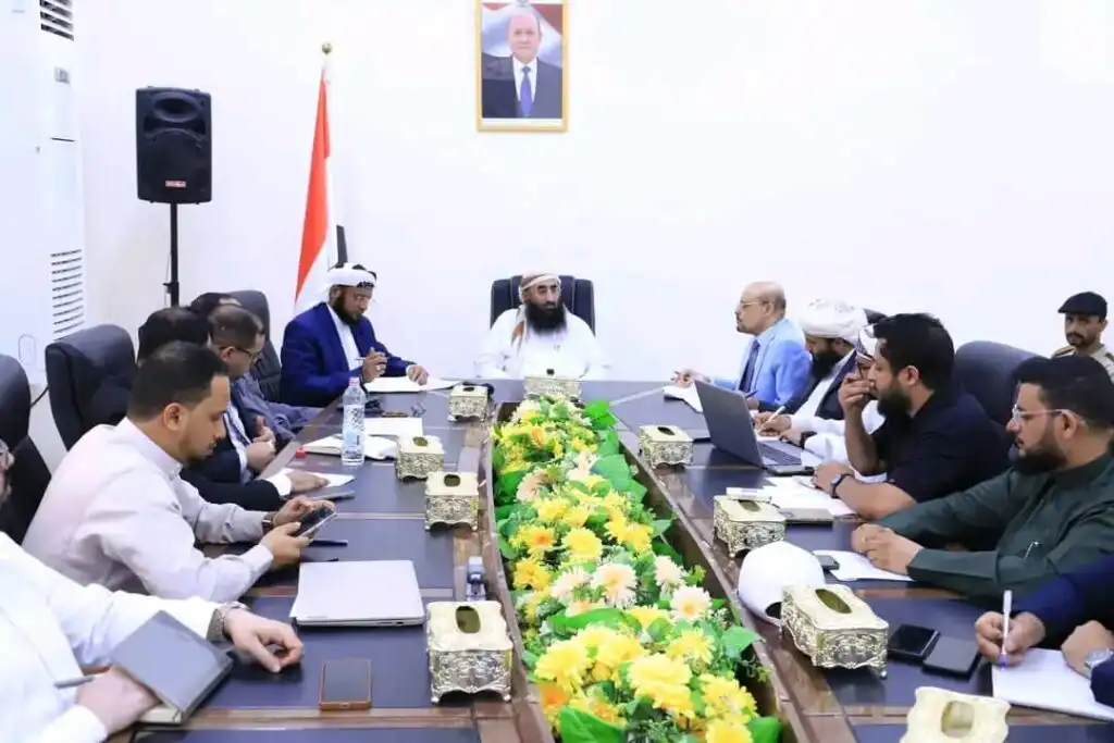 وزير الأوقاف يترأس اجتماع موسع لمناقشة أوضاع قطاع الحج والعمرة وسبل تجاوز التحديات