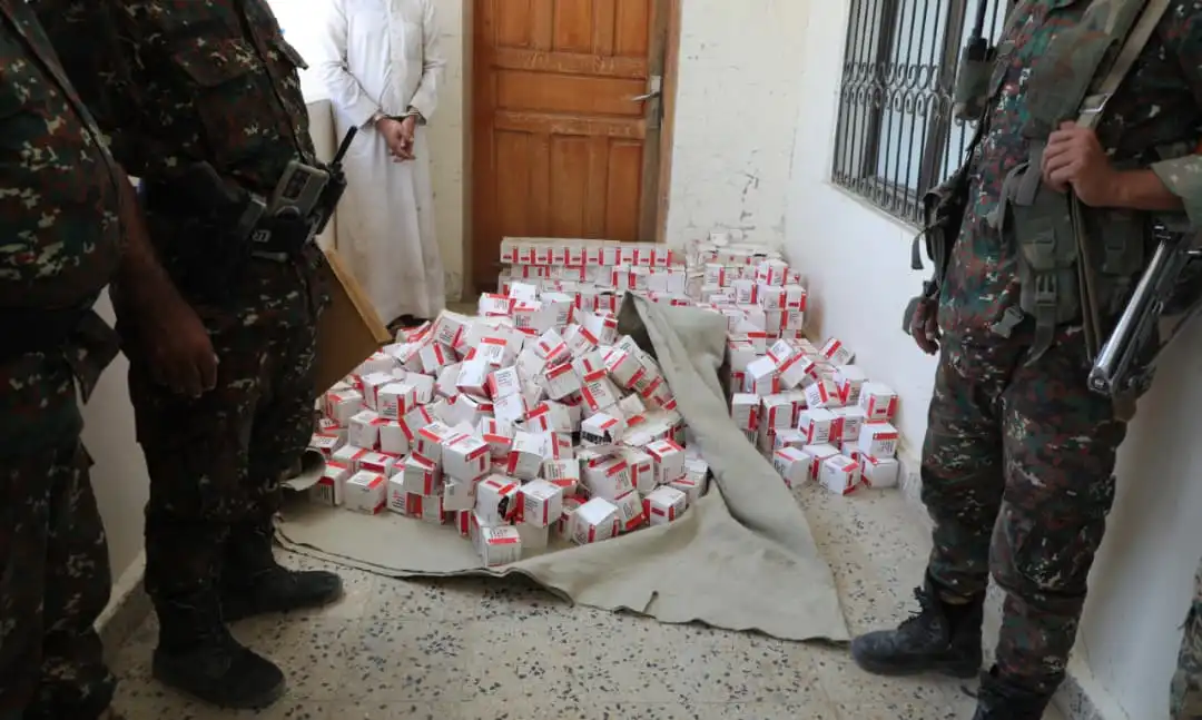 Mareb : les forces de sécurité interceptent deux cargaisons de drogue destinées aux milices houthistes.