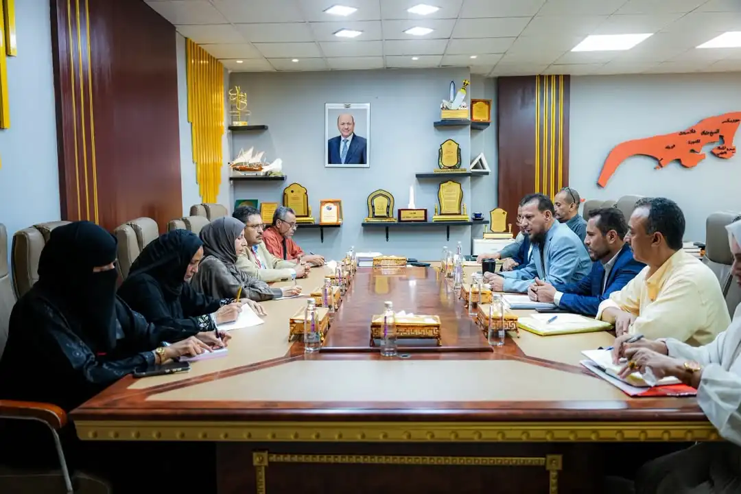 Aden hosts a meeting to discuss transitioning from emergency humanitarian aid to sustainable development projects.