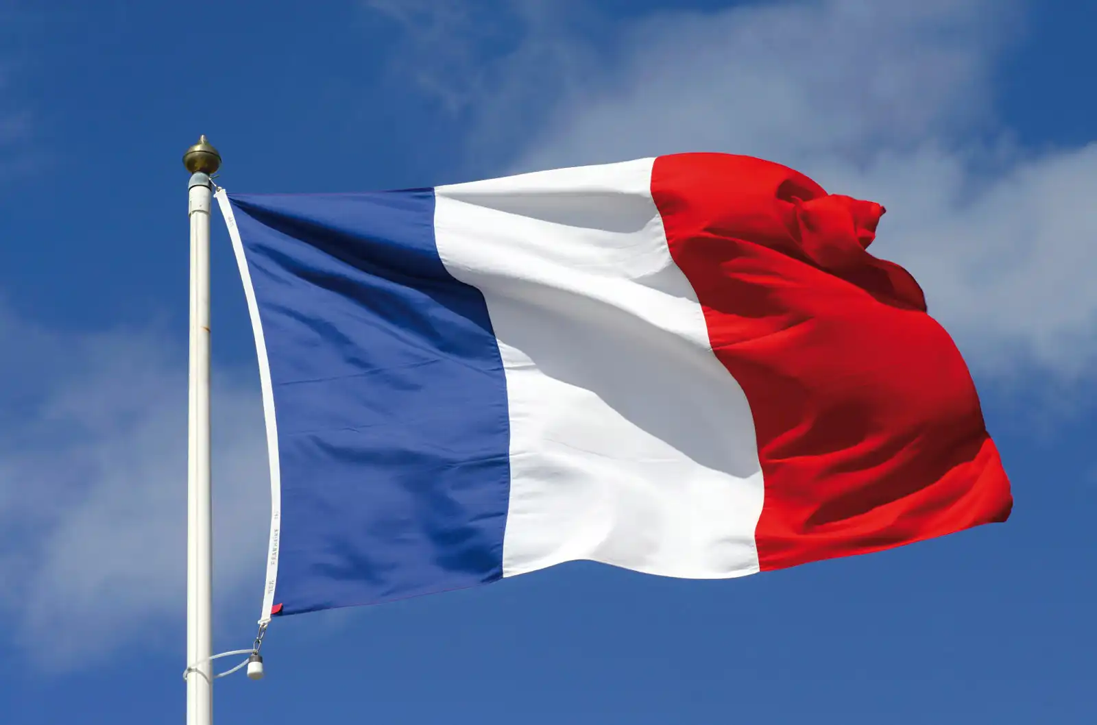 L'inflation en France a reculé à 2 % grâce à la baisse des prix de l'énergie.